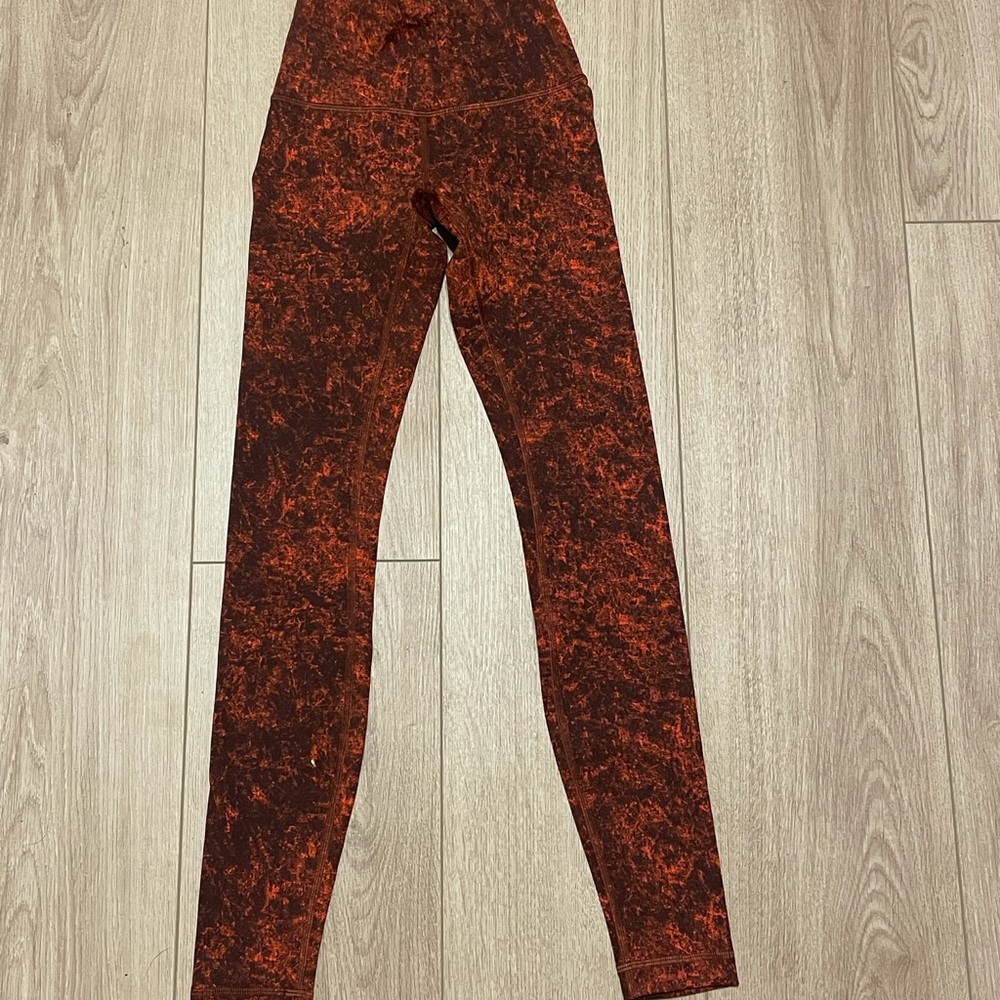 Brand: Lululemon Size: 0